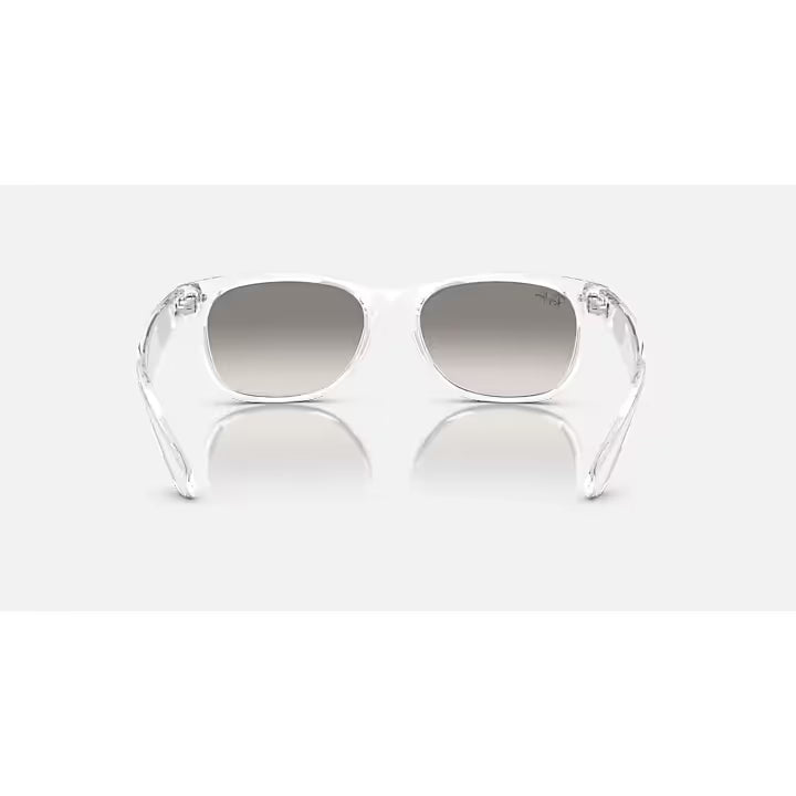 Ray-Ban Clear Gray New Wayfarer Classic Glasses 0RB2132-677432