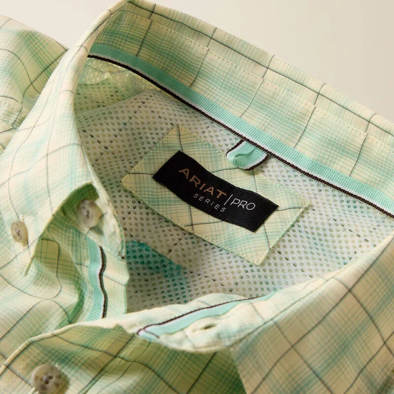 Men's Ariat Ocean Wave Plaid Pro Series Neko Classic Fit Shirt 10073600