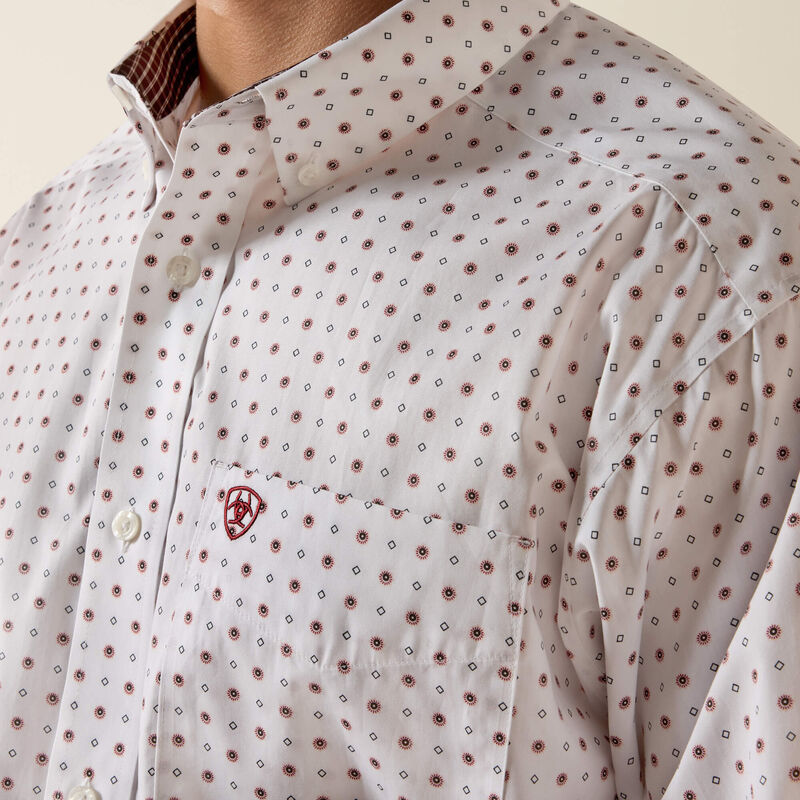 Men's Ariat White Geo Print Wrinkle Free Waverly Classic Fit Shirt 10073681