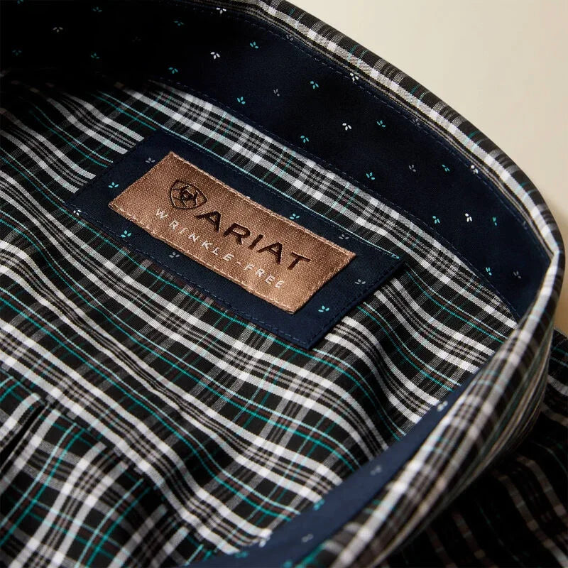 Men's Ariat Black Plaid Wrinkle Free Whiteford Classic Fit Shirt 10073685
