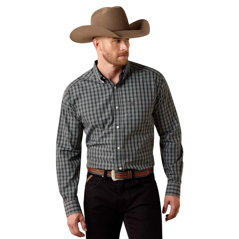 Men's Ariat Black Plaid Wrinkle Free Whiteford Classic Fit Shirt 10073685