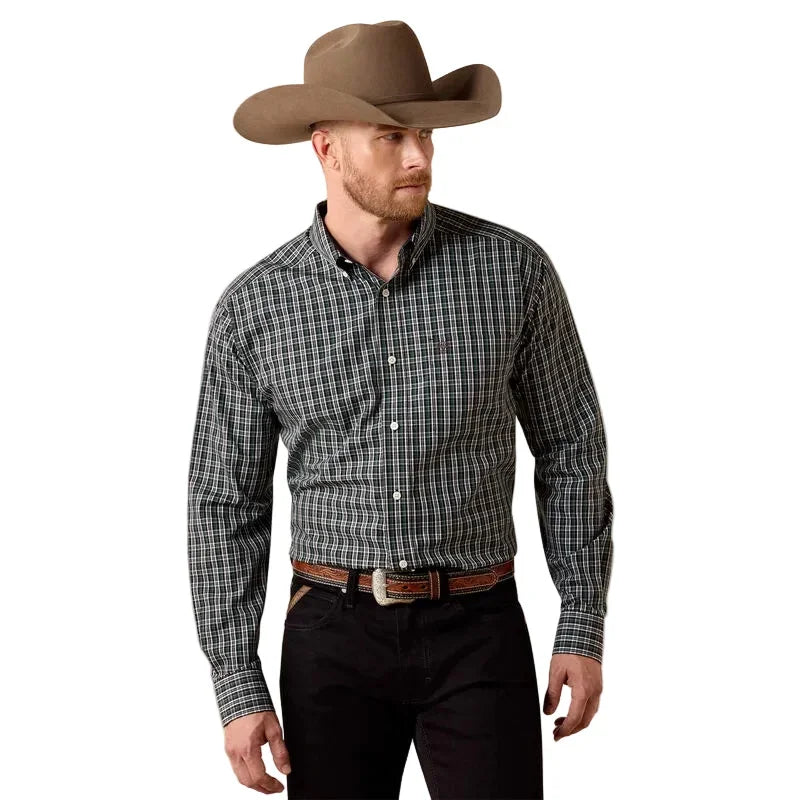 Men's Ariat Black Plaid Wrinkle Free Whiteford Classic Fit Shirt 10073685