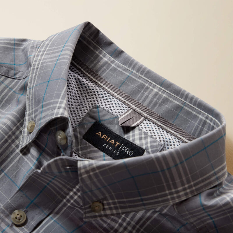 Ariat Men's Quite Shade Plaid Pro Series Wilber Classic Fit Shirt 10079284