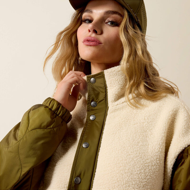 Ariat Women's Parchment/Moss Green Sherpa Blocked Jacket 10079303