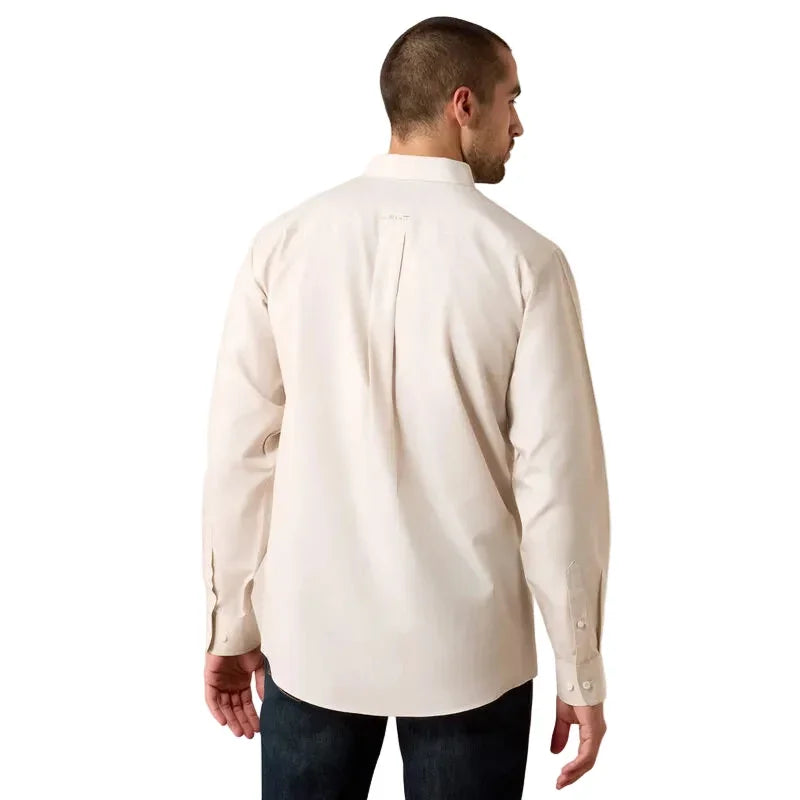 Ariat Men's Savannah Tan Wrinkle Free Solid Pinpoint Oxford Classic Fit Shirt 10079436
