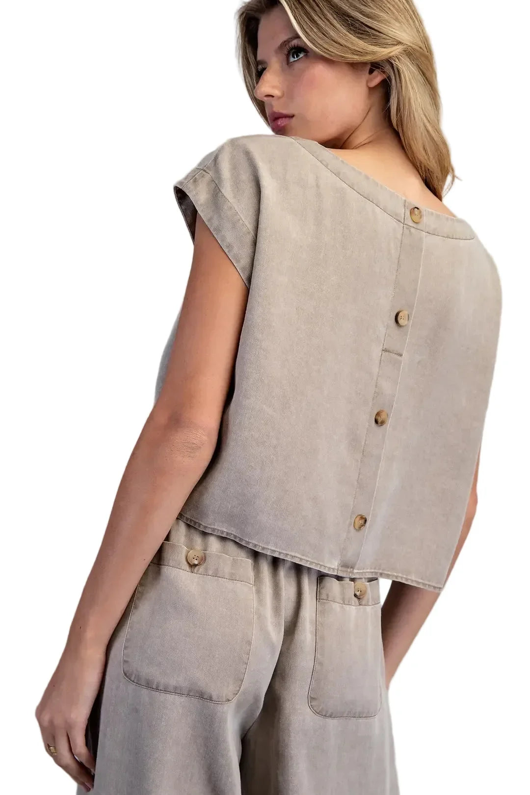 Women's ee:some Hazelnut Button Back Crop Top TK16063-HAZEL