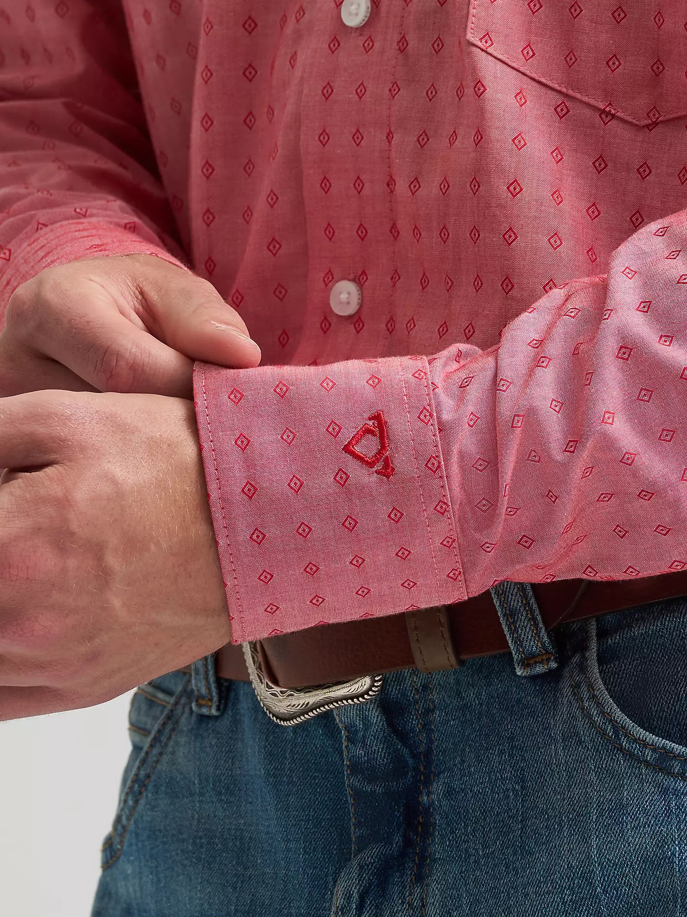 Men's Wrangler Cody Johnson One Pocket Button Down Shirt 112374464