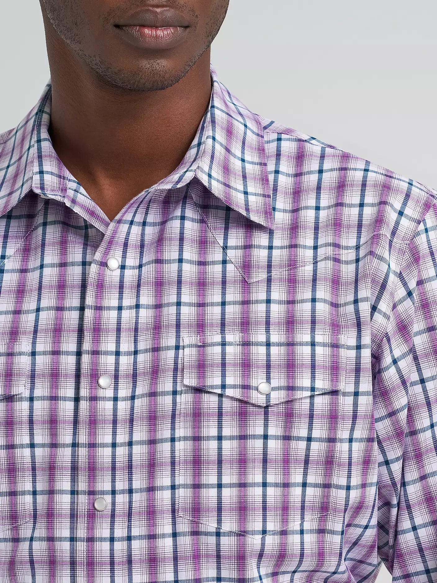 Men's Wrangler Violet Wrinkle Resist Long Sleeve Western Snap Plaid Shirt 112381652