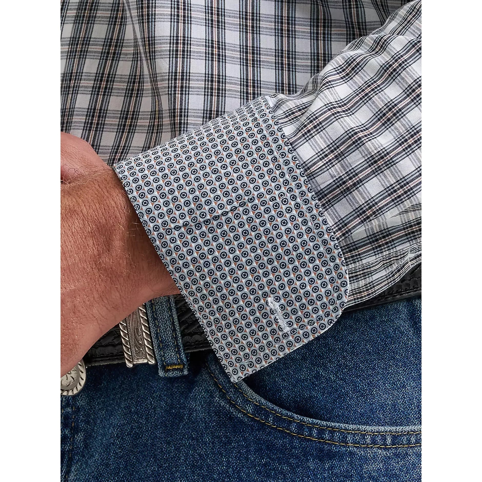 Men's Wrangler Inky Plaid George Strait Long Sleeve Button Down Shirt 112381961