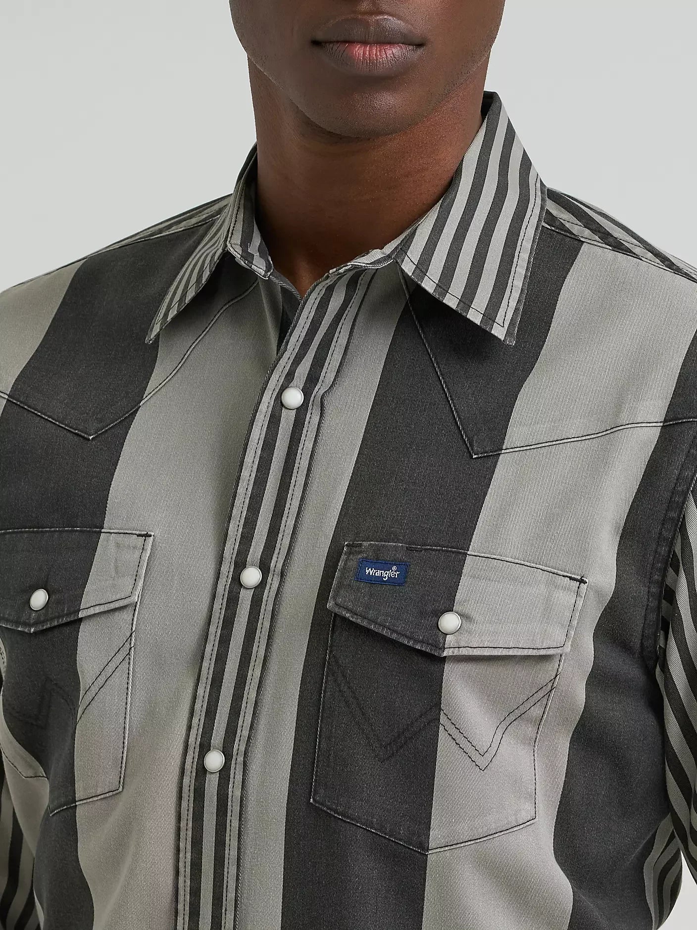 Men's Wrangler Smoky Stripes Vintage-Inspired Brushpopper Western Snap Work Shirt 112381996