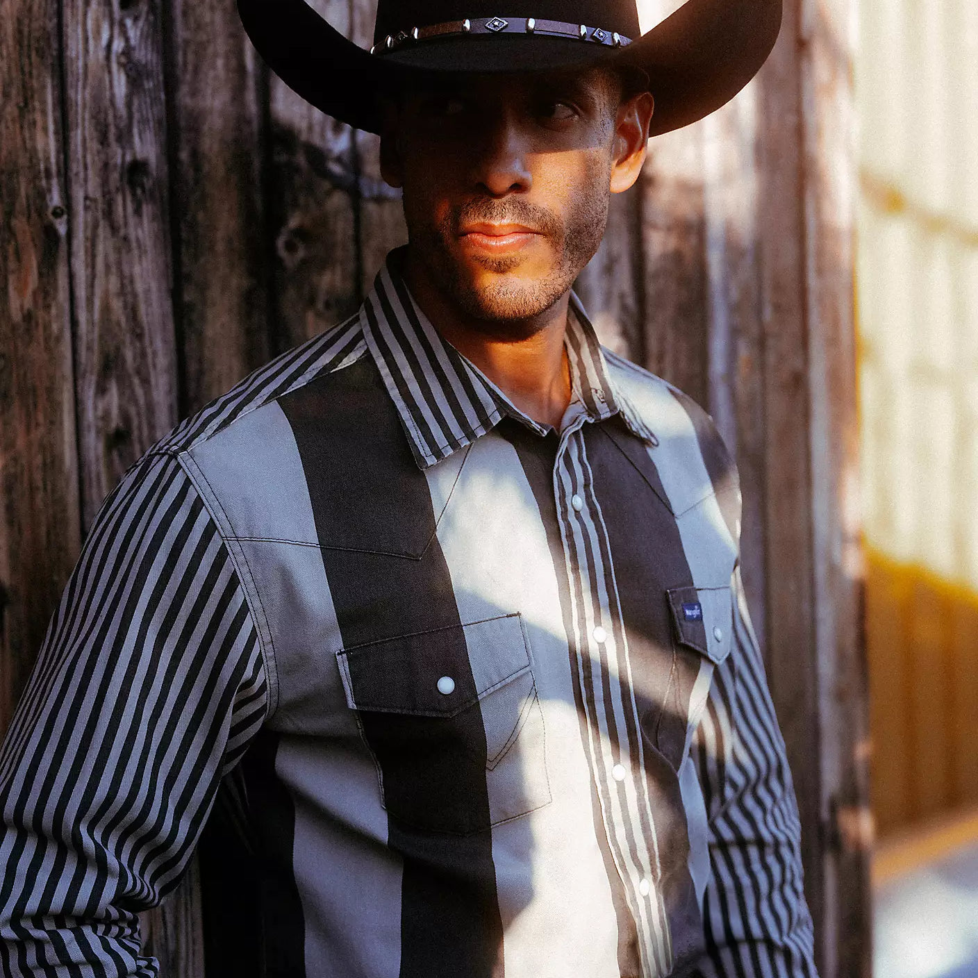 Men's Wrangler Smoky Stripes Vintage-Inspired Brushpopper Western Snap Work Shirt 112381996