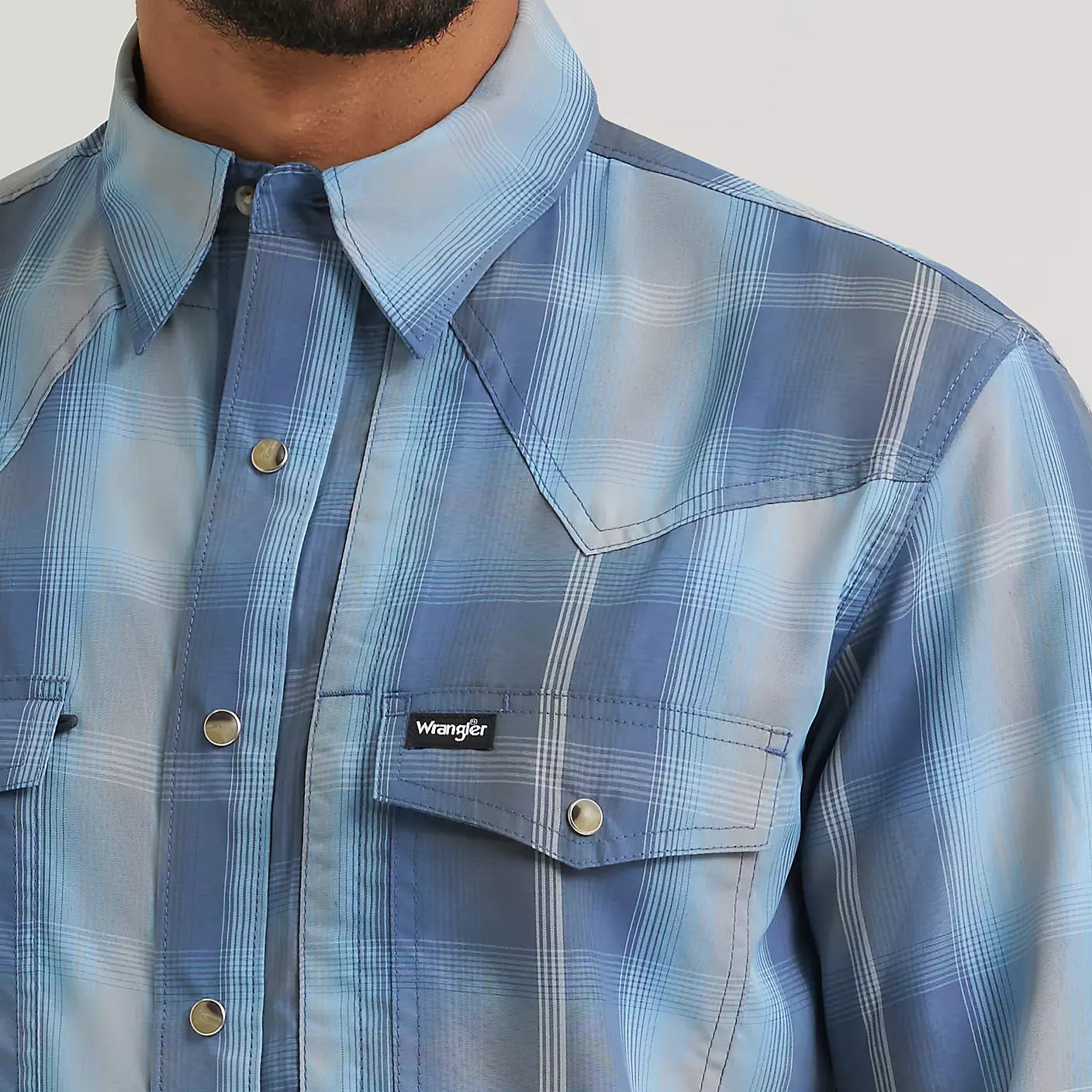 Men's Wrangler Ombre Indigo All Terrain Gear Performance Plaid Shirt 112382399