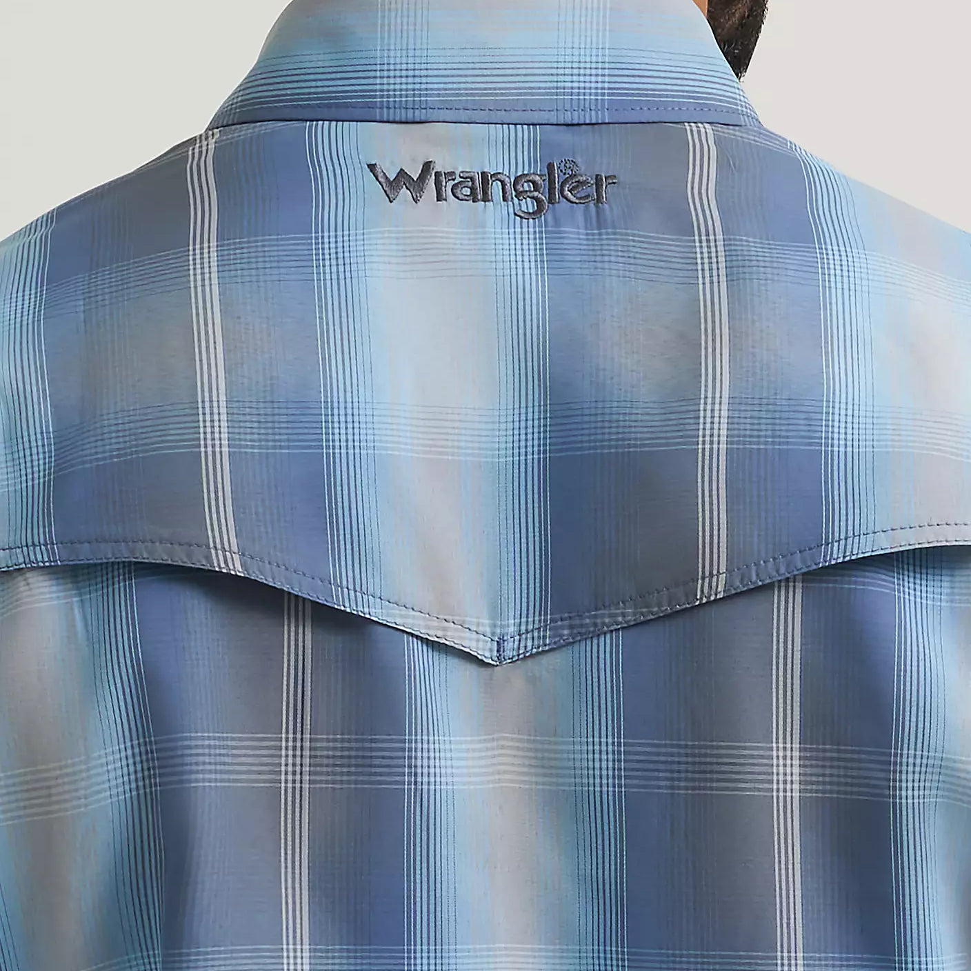 Men's Wrangler Ombre Indigo All Terrain Gear Performance Plaid Shirt 112382399