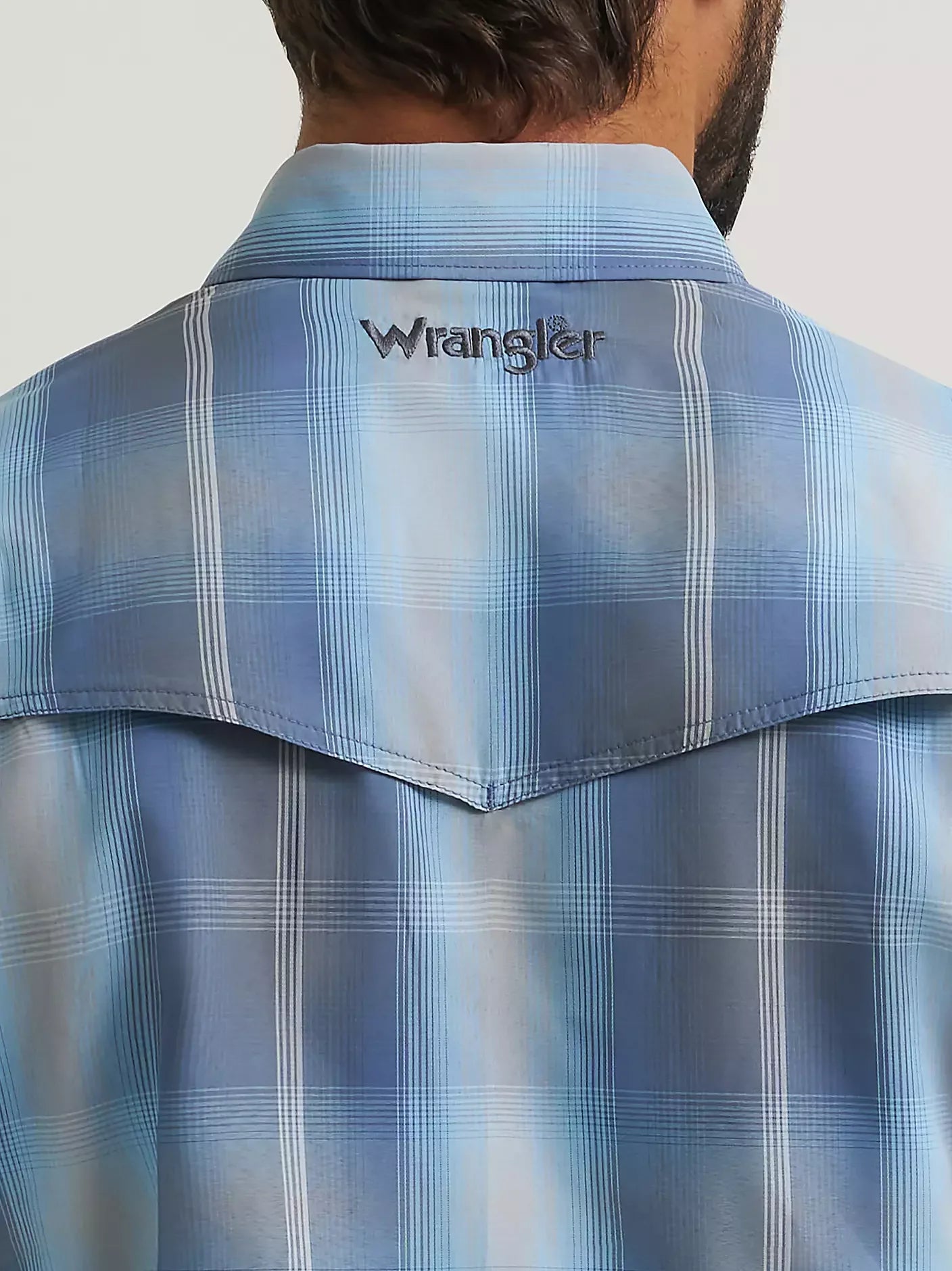 Men's Wrangler Ombre Indigo All Terrain Gear Performance Plaid Shirt 112382399
