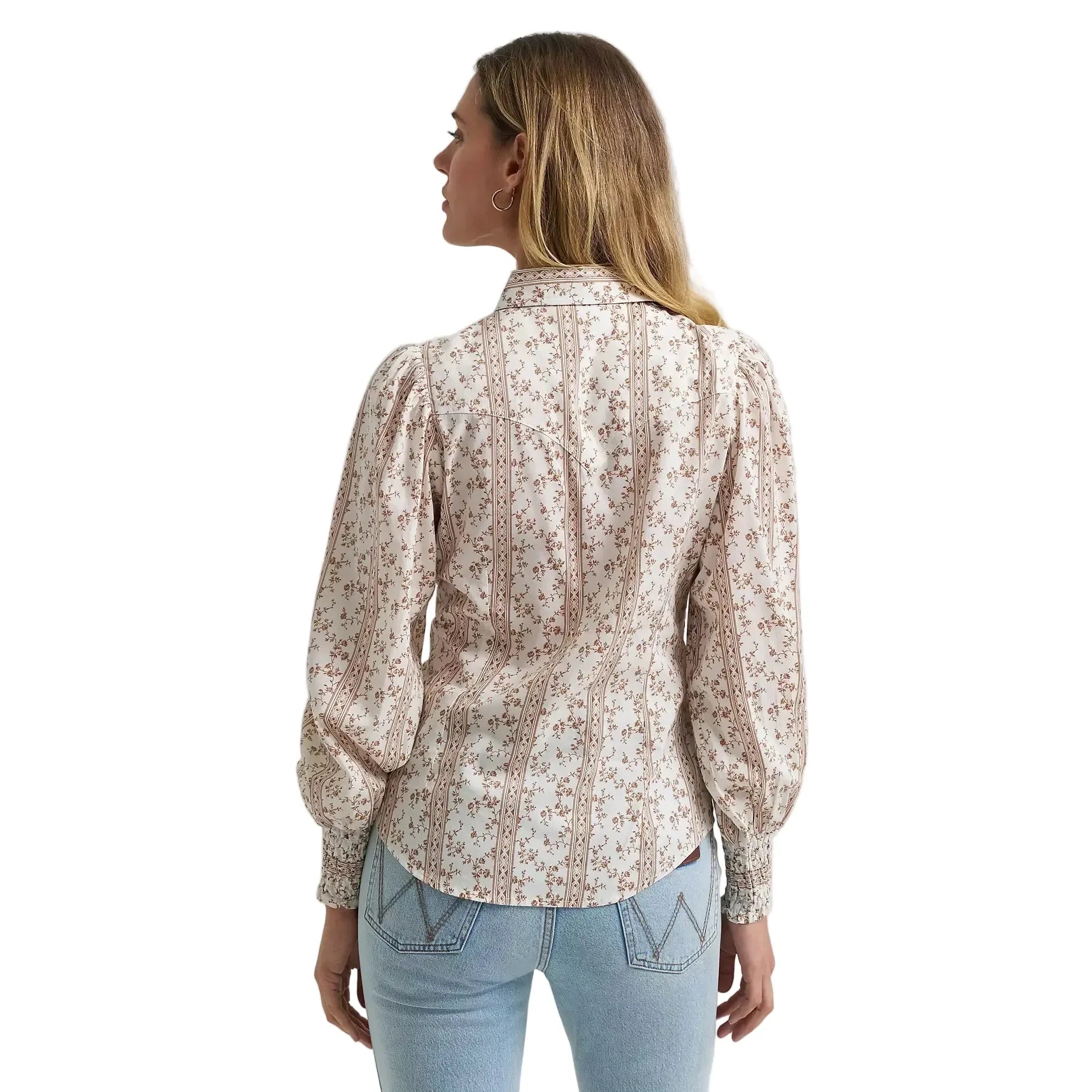 Women's Wrangler Smocked Sleeve Western Snap Blouse 112382517