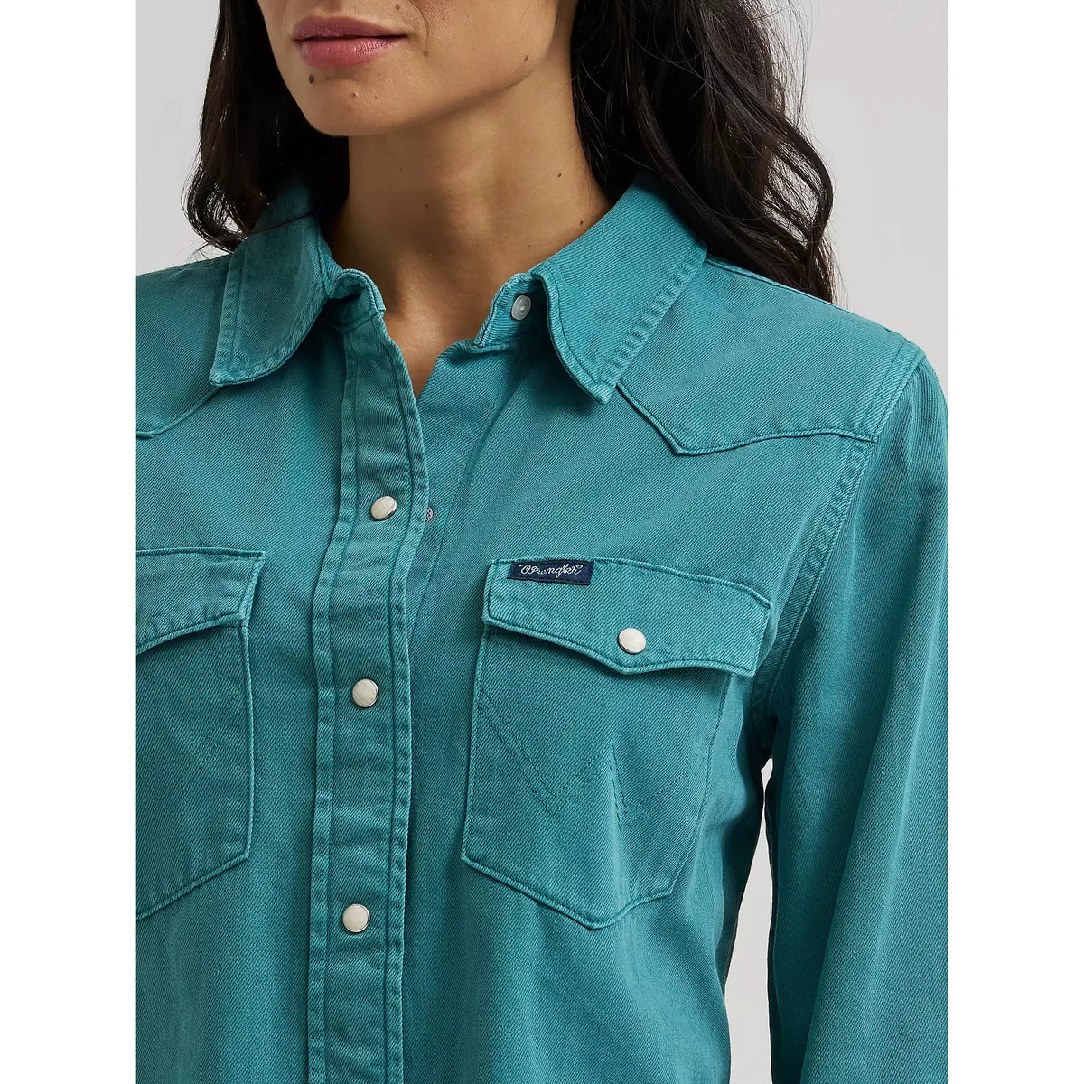 Women's Wrangler Turquoise Color wash Iconic Snap Shirt 112382675