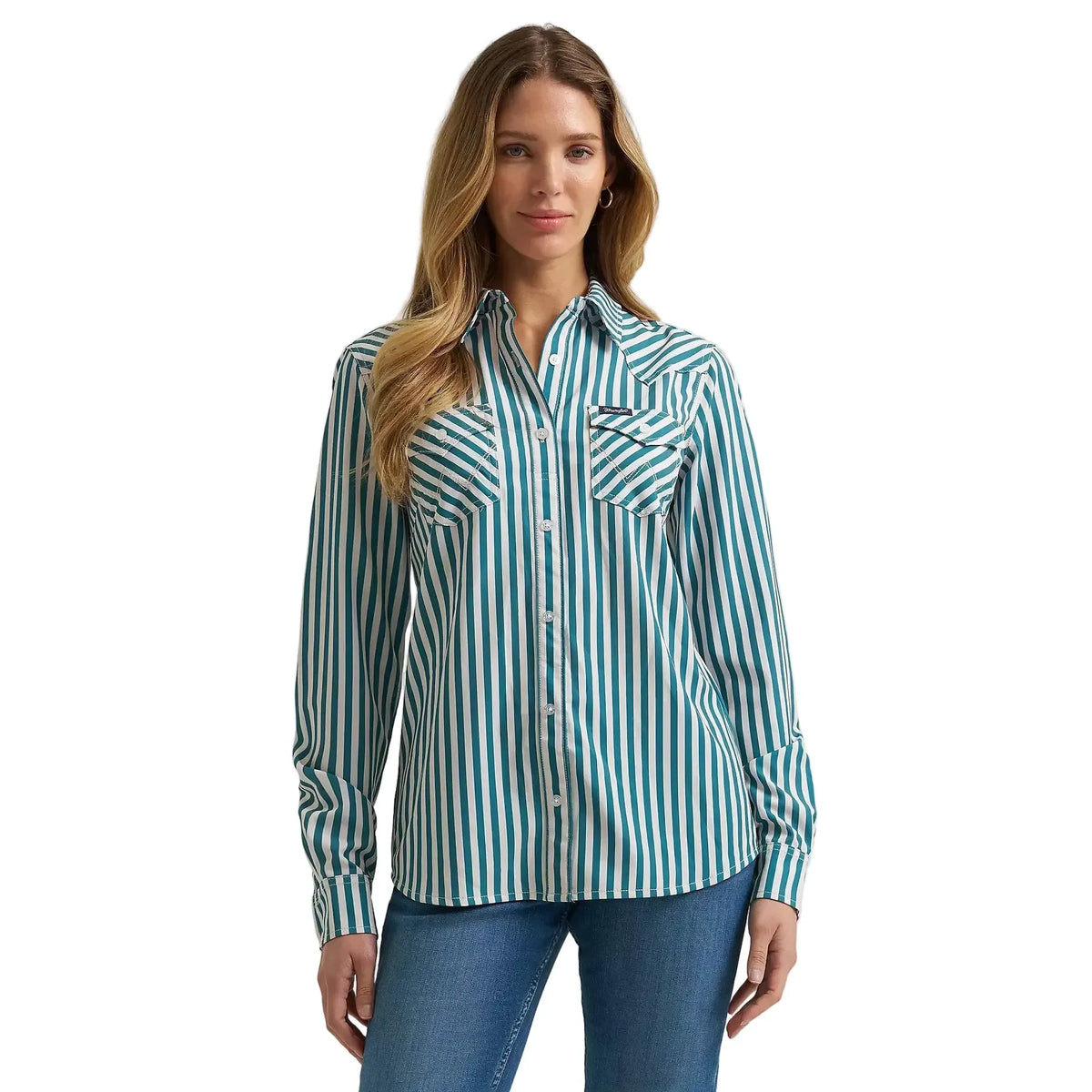 Women's Wrangler Green Aria Performance Shirt 112382750