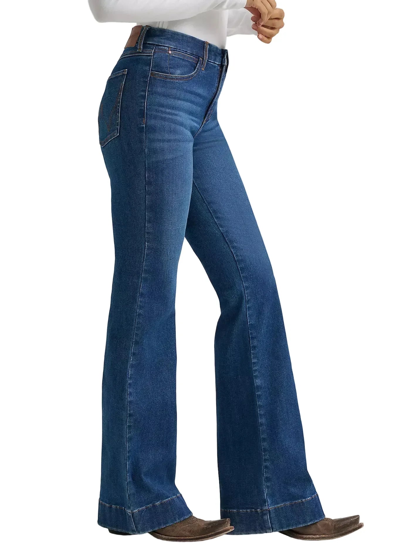 Women's Wrangler Reina Bespoke High Rise Trouser Jeans 112382765