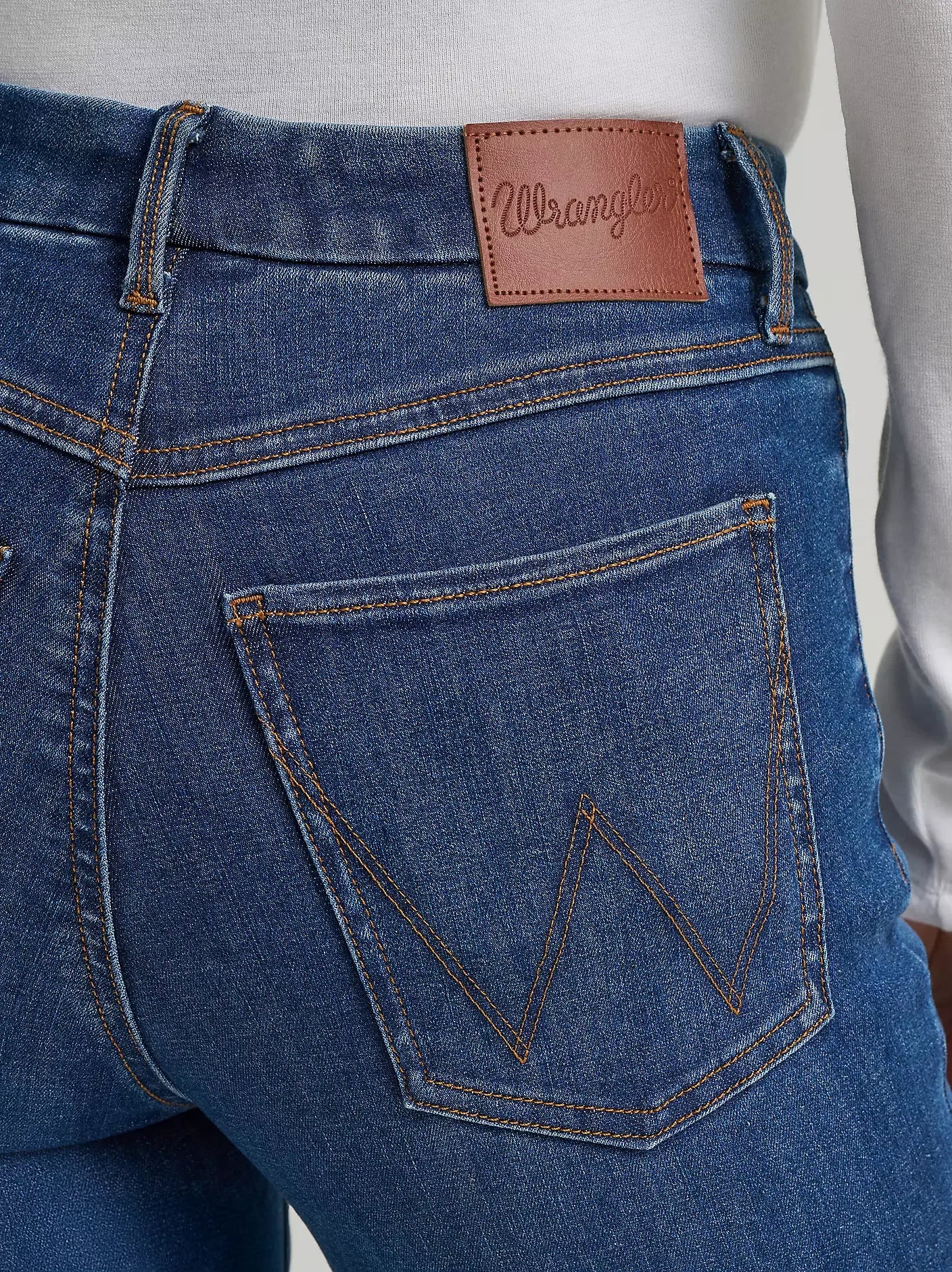 Women's Wrangler Reina Bespoke High Rise Trouser Jeans 112382765