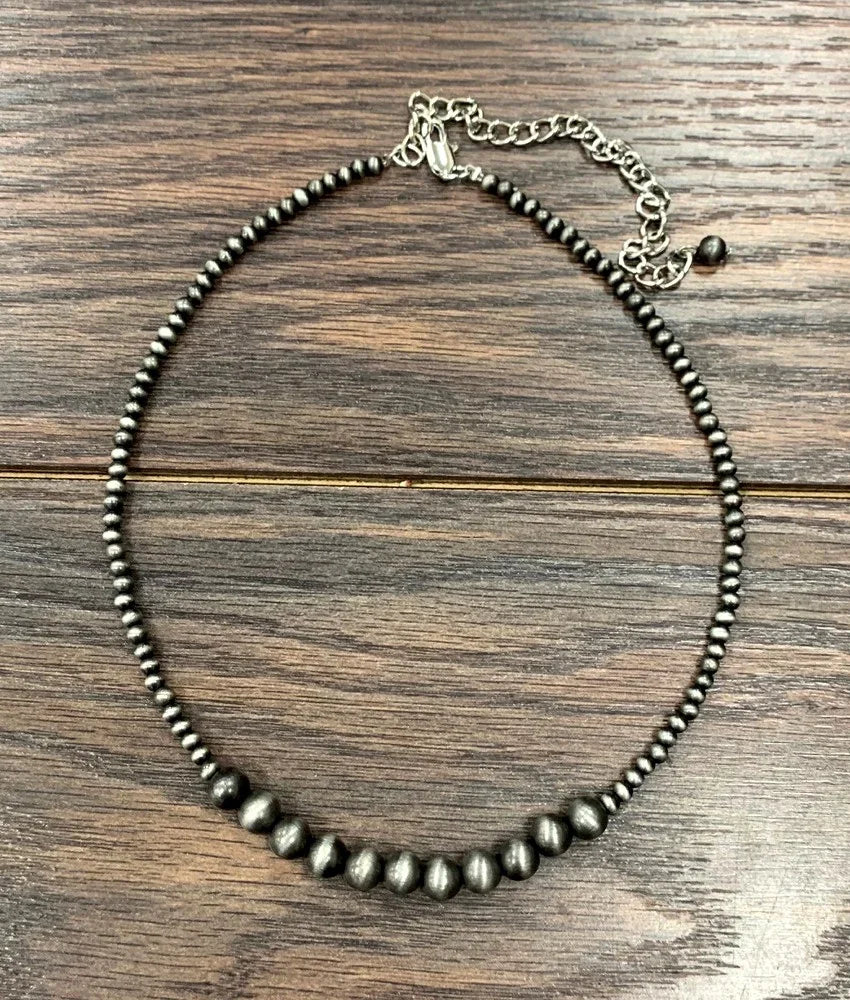 Isac Women's 15" Western Bead Necklace 733768