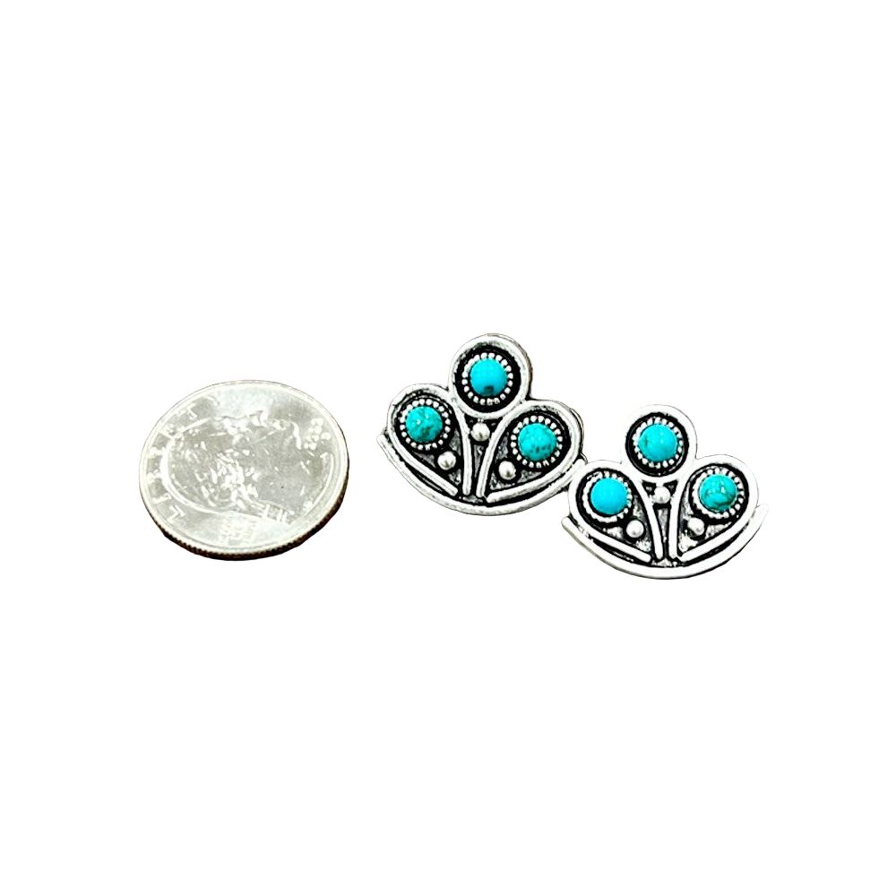 Women's Isac .8" Long Turquoise Stud Earrings