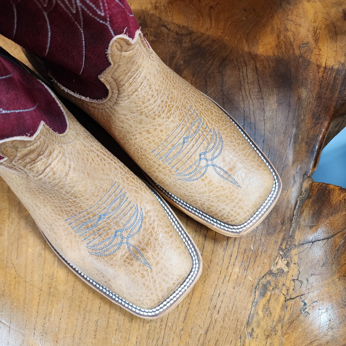 Anderson Bean Tan Bull Shoulder with 13" Cherry Mendocino Tops