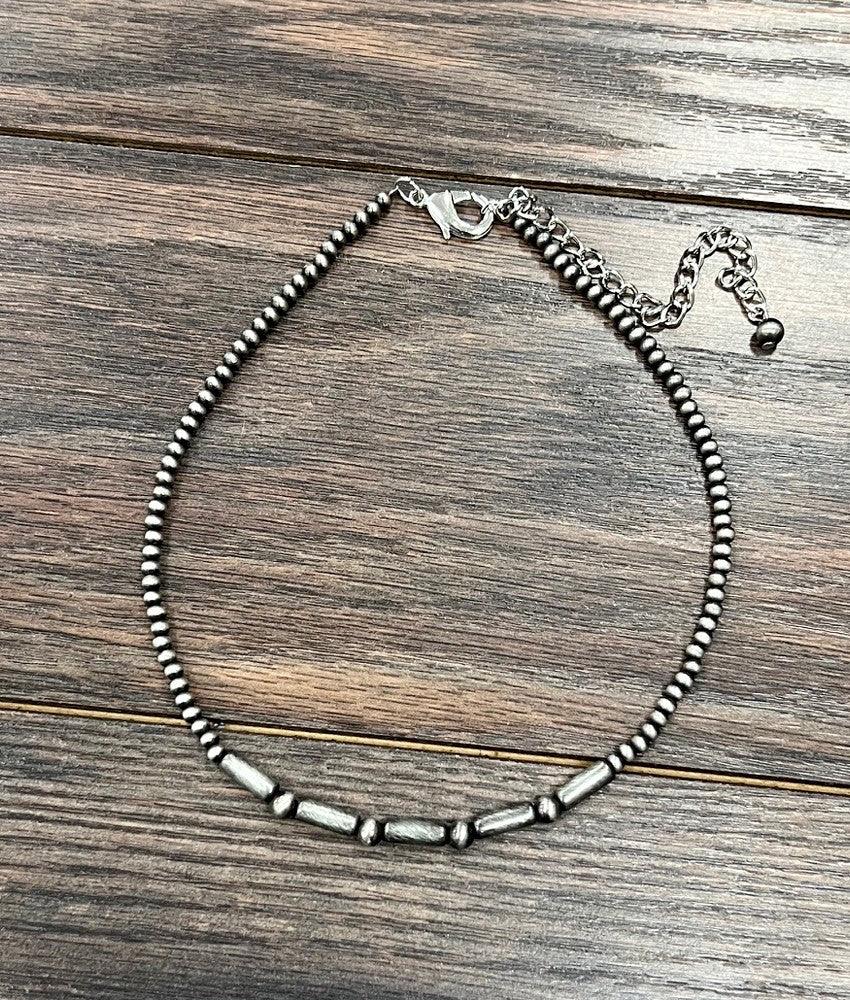 Women's Isac 15" Cylindrical Western Bead Necklace
