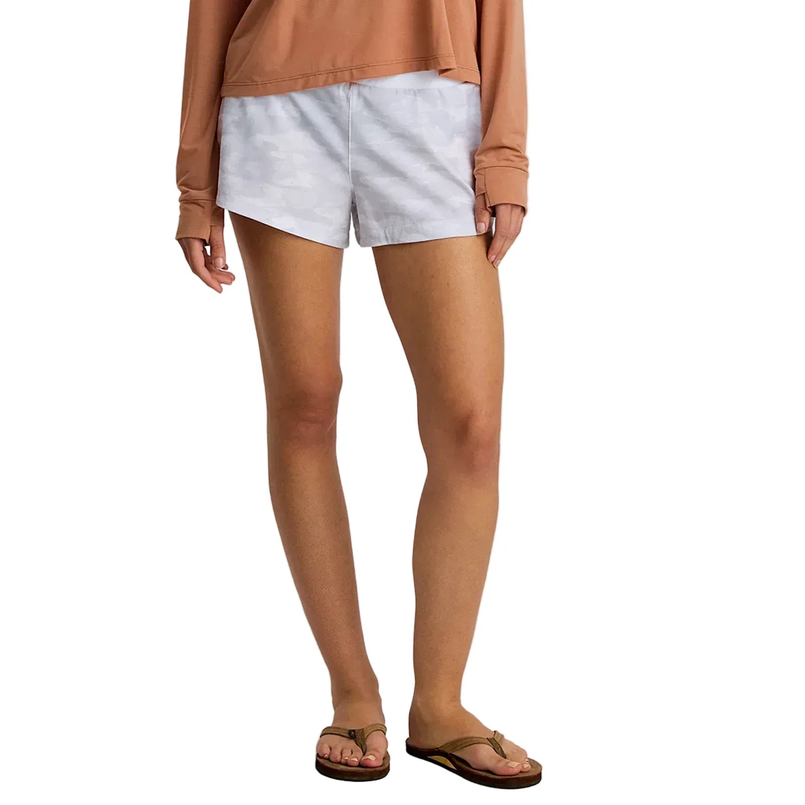 Women's Free Fly Sea Smoke Camo Cloud Gray Bamboo-Lined Active Breeze Short - 3" WLABS-3-721