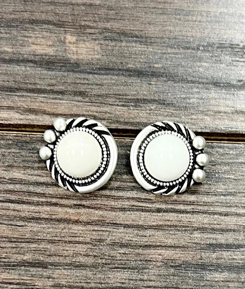Women's Isac 12mm White Turquoise Stud Earrings