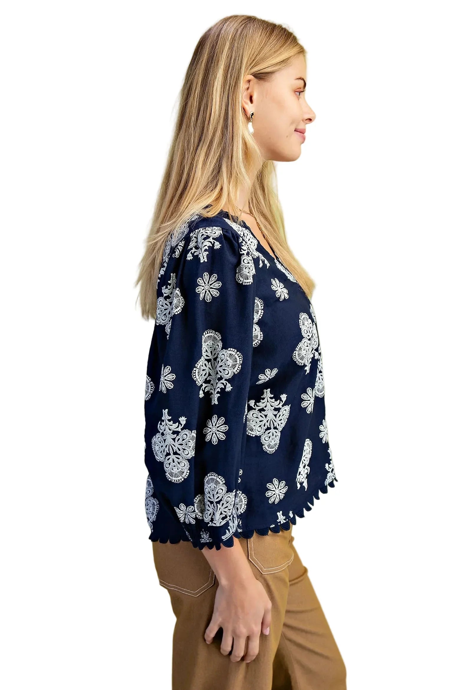 Women's Gigio Navy Mix Puff Printed V-neck Blouse TE1573