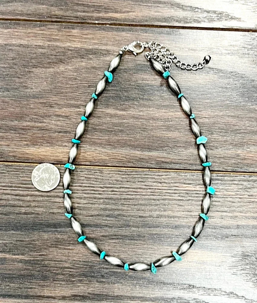 Women's Isac 18" Elongated Western Bead Necklace
