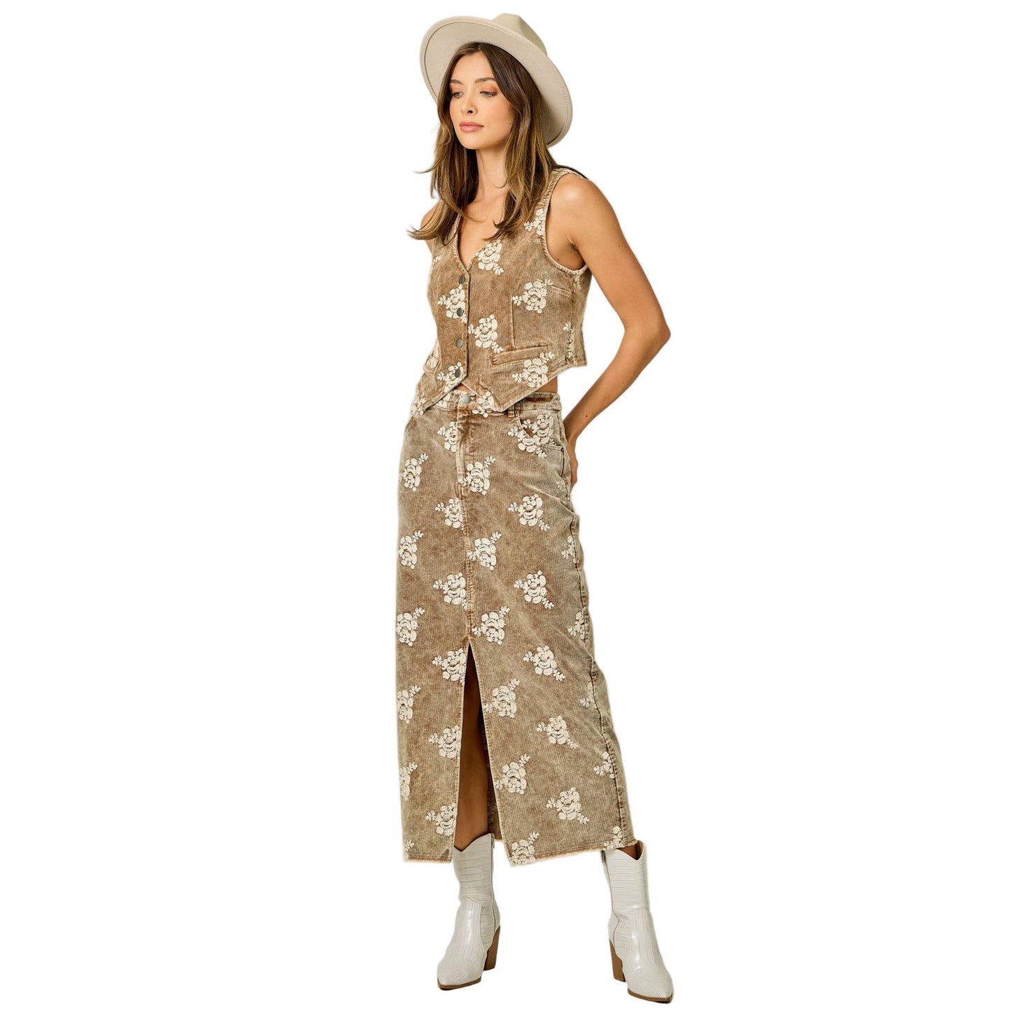 Women's Embroidered Front Slit Corduroy Skirt 61145