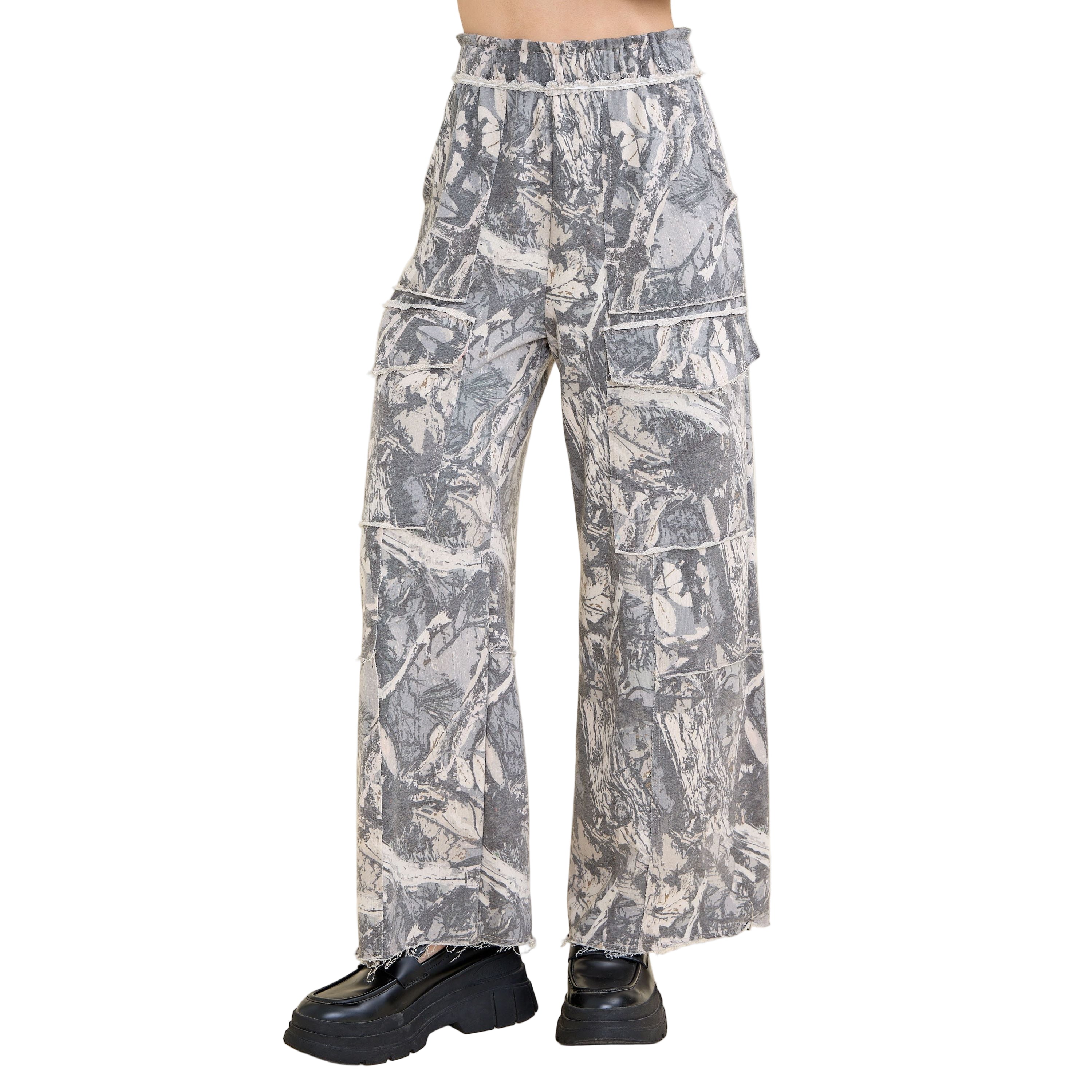 Women's Washed Tree Camo Cargo Pants HP5971P1