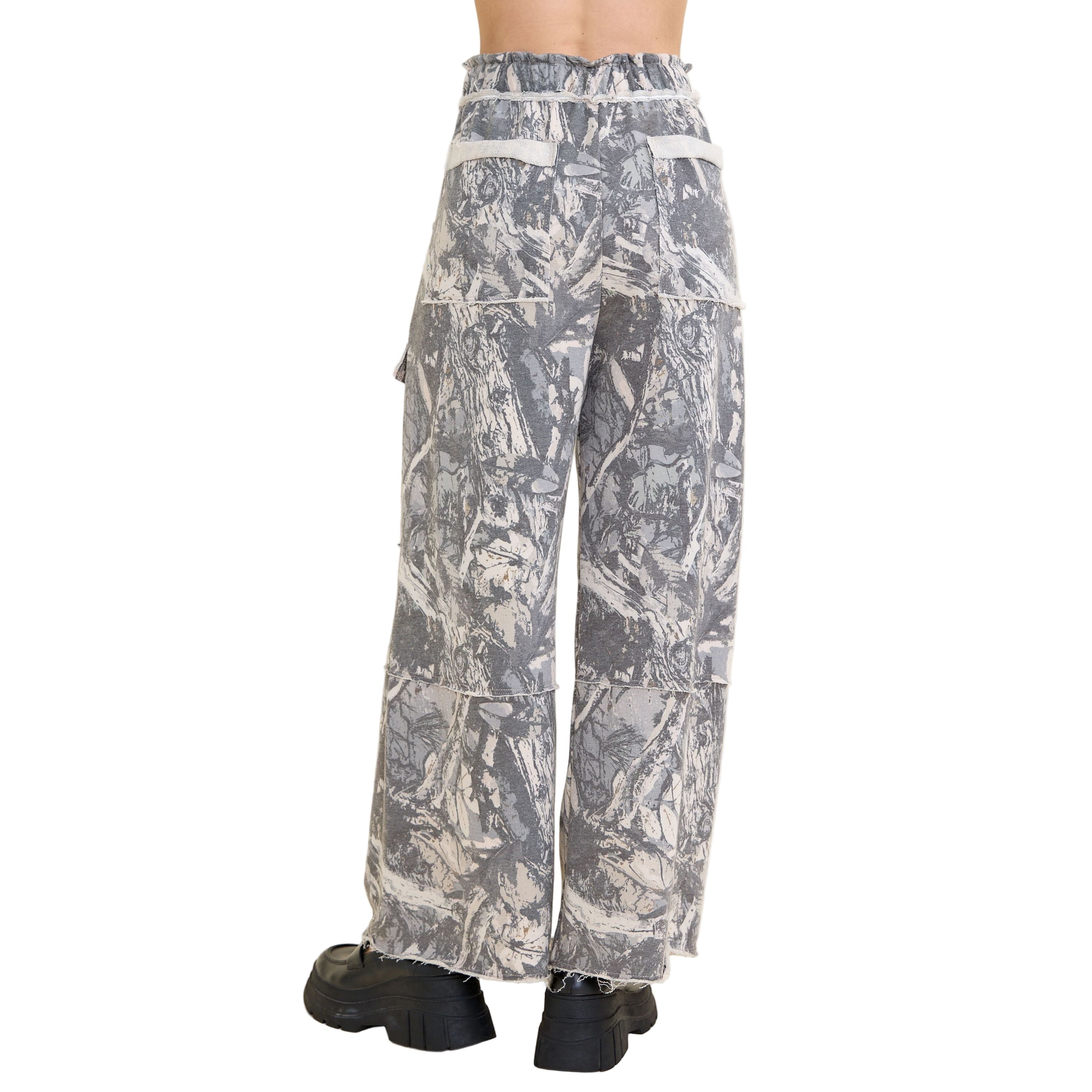 Women's Washed Tree Camo Cargo Pants HP5971P1