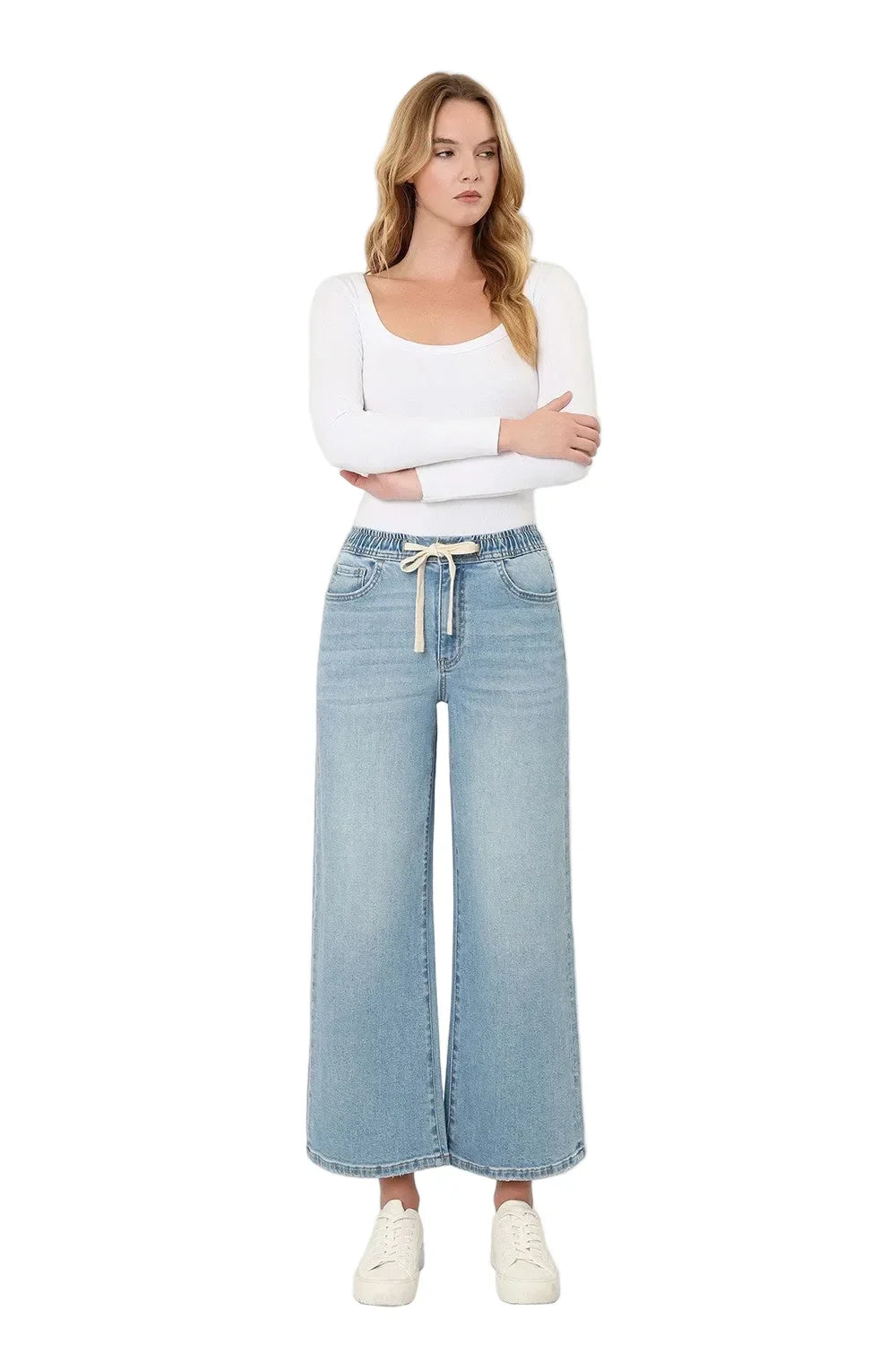 Women's Super High Rise Elastic Waistband Crop Wide Leg Jeans