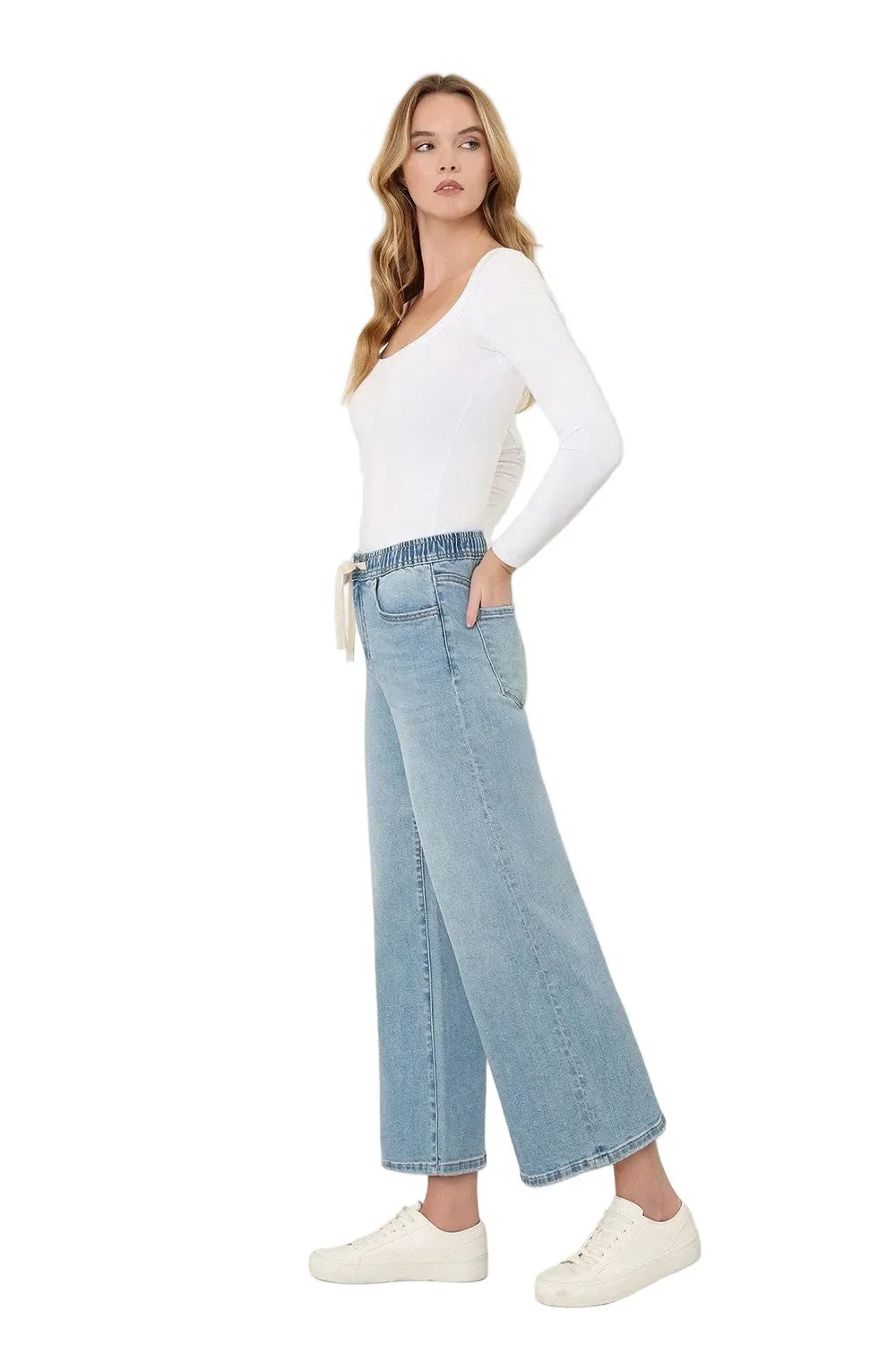 Women's Super High Rise Elastic Waistband Crop Wide Leg Jeans