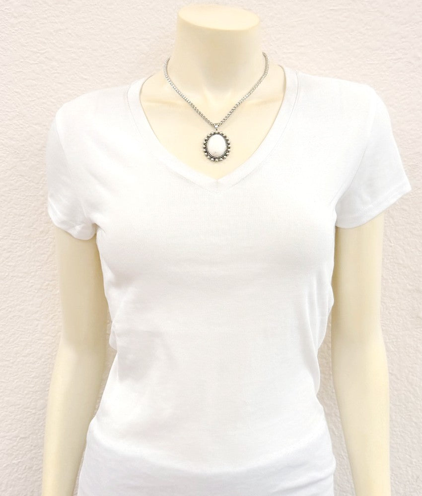 Women's Isac 16" Western White Turquoise Necklace 739728