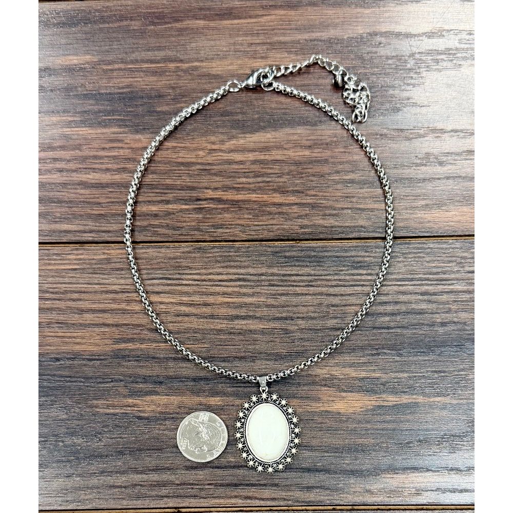 Women's Isac 16" Western White Turquoise Necklace 739728