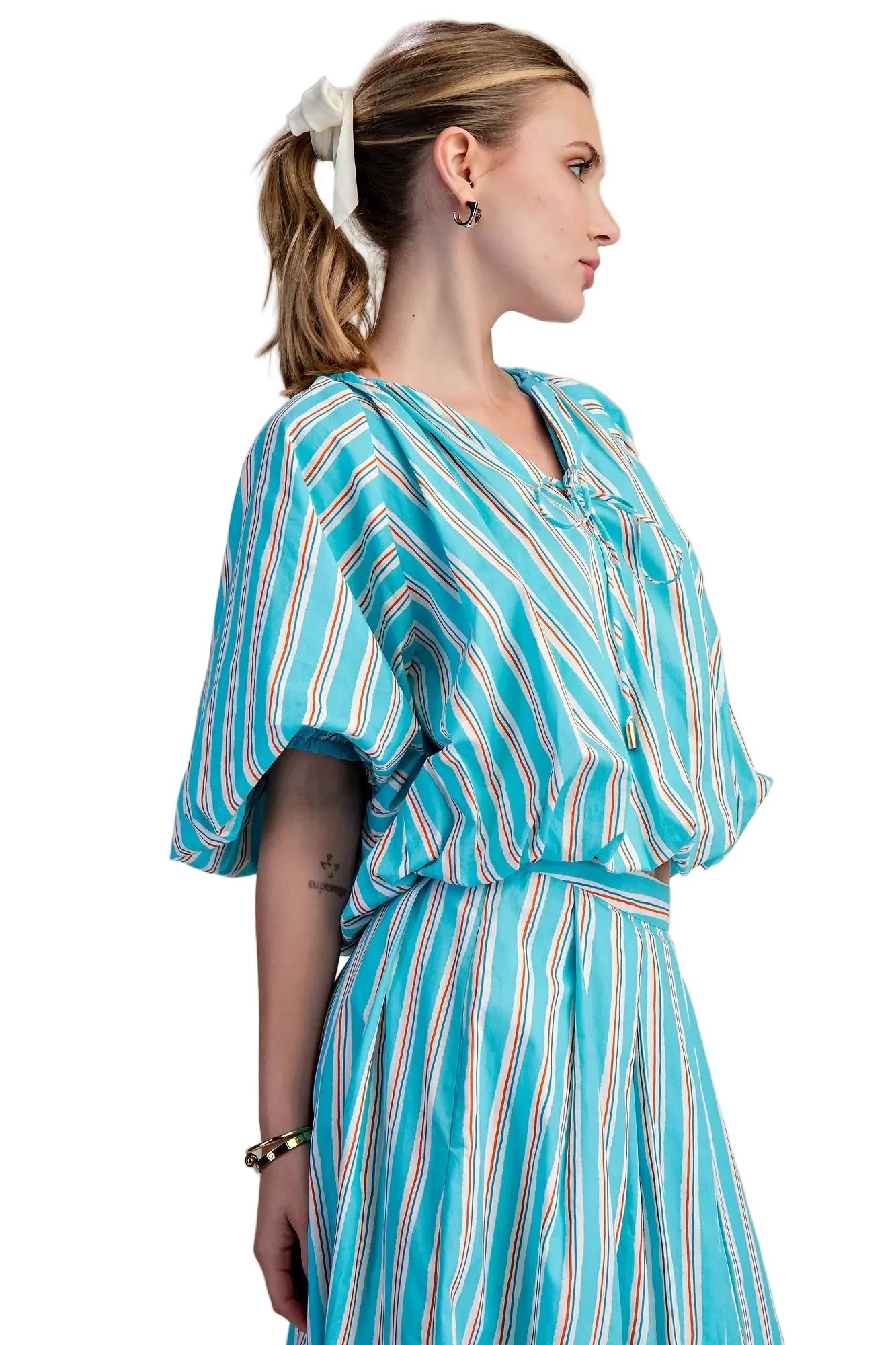 Women's Glam Blue Bubble Crop Top with Gathered Front Tie Puffy Sleeves T8192