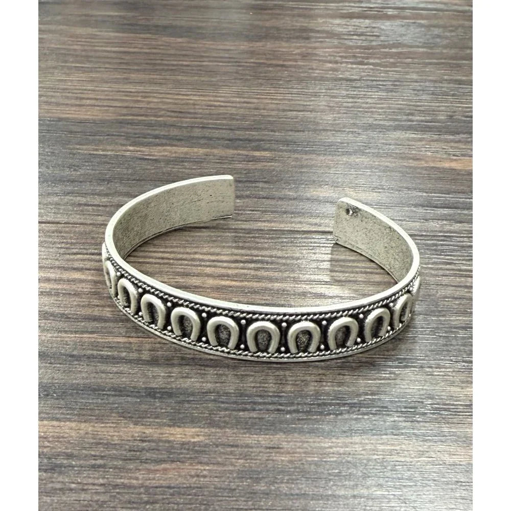 Women's Isac Western Horseshoe Cuff Bracelet 711693