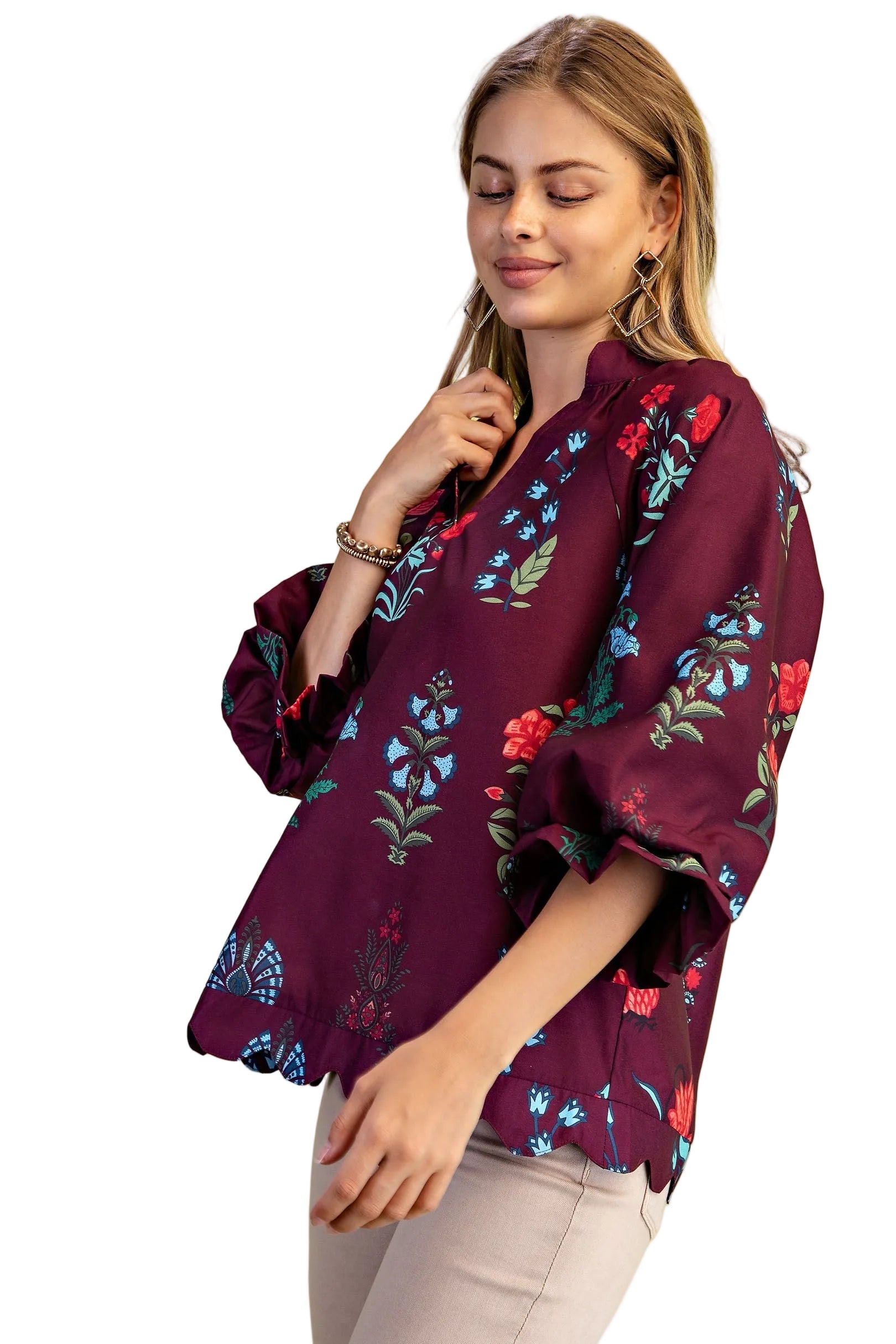 Gigio Women's Wine Mix Printed Scalloped Edged V-neck Blouse