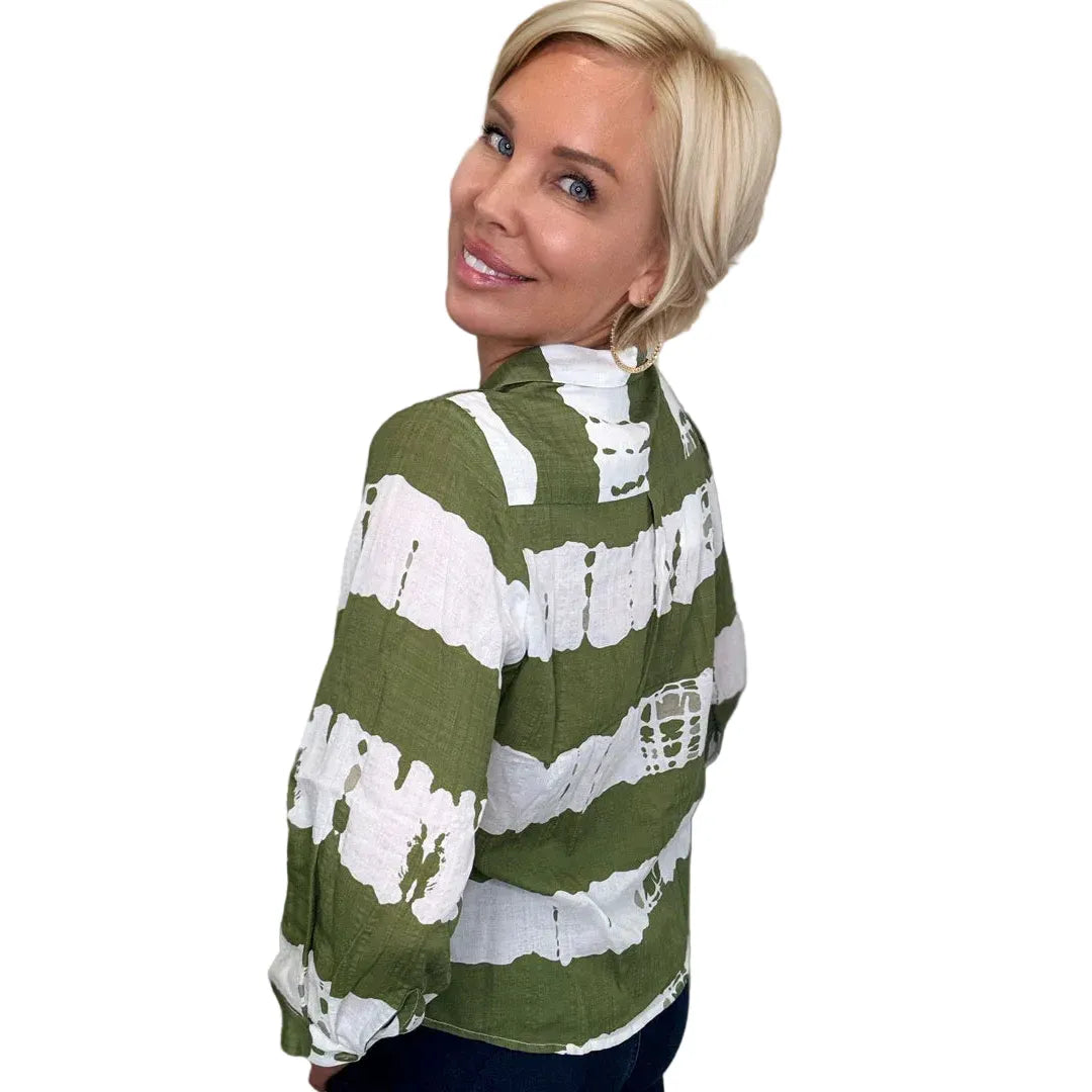 Women's Ethyl Credible Go With The Flow Green and White Top 26003SAG