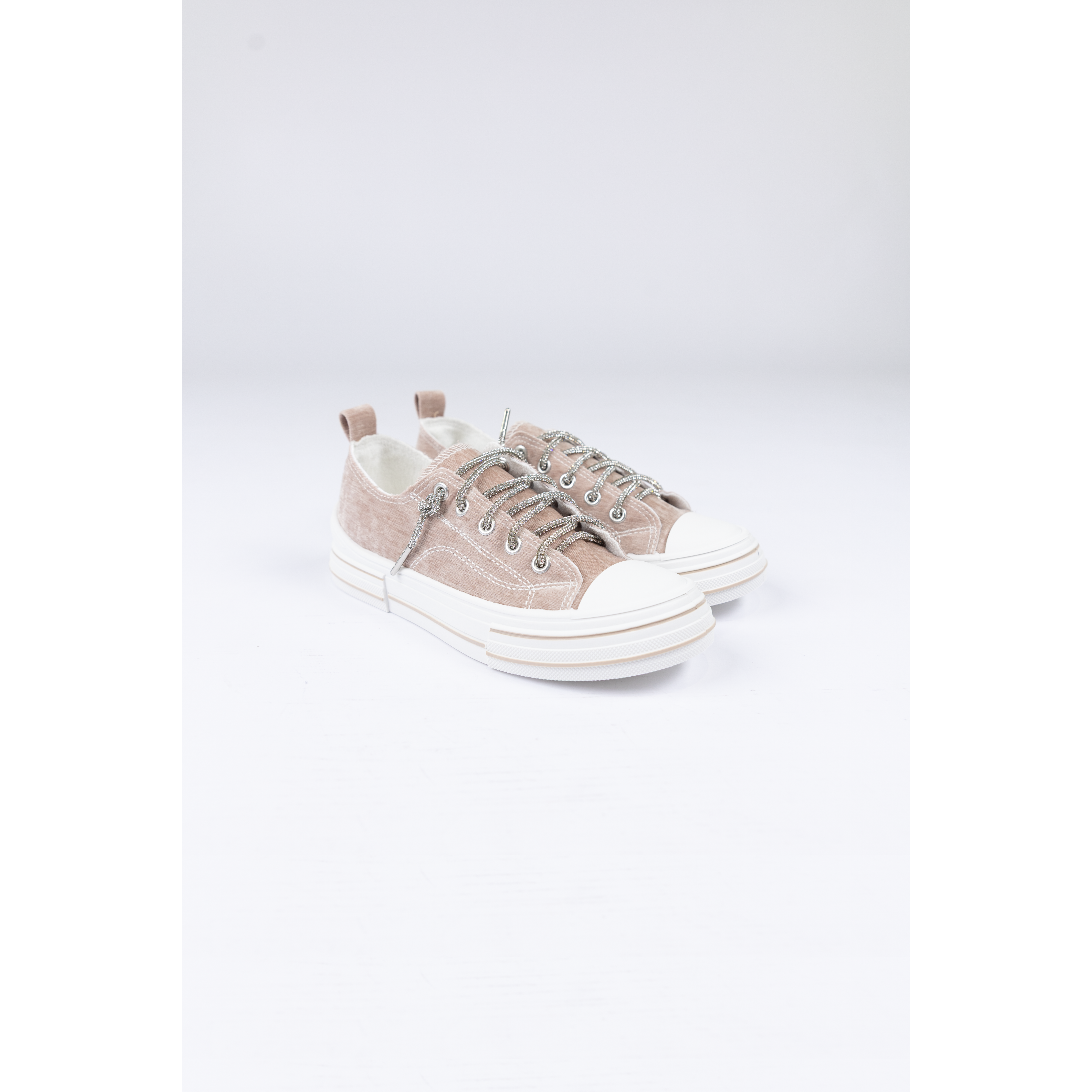 Women's Very G Tan Aman Velvet Casual Sneakers