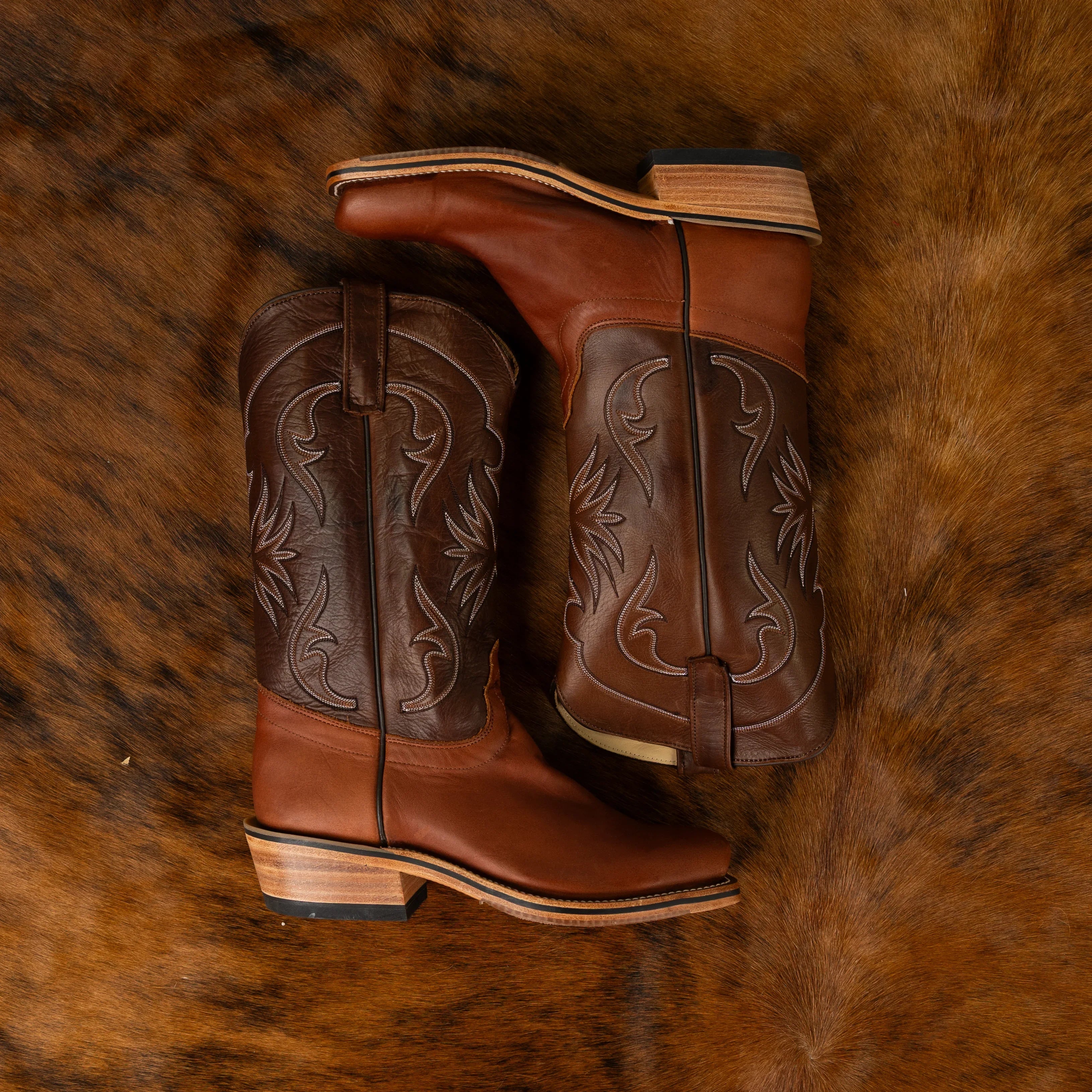 Olathe Chestnut Oiled Latigo Cutter Toe Boots