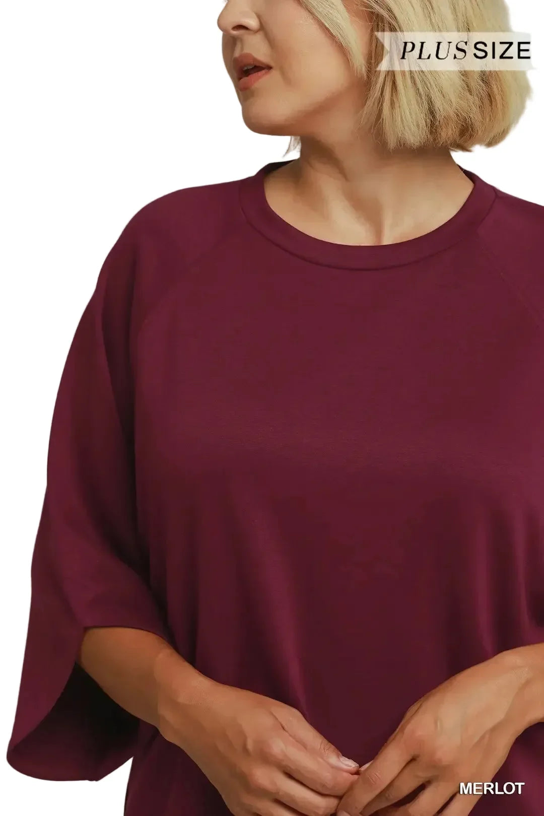 Umgee Women's Round Hem Raglan Sleeve Top