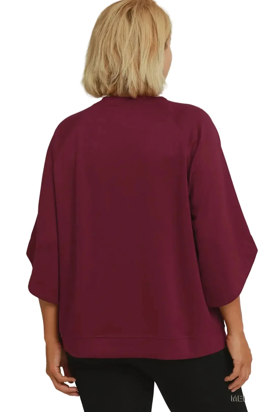 Umgee Women's Round Hem Raglan Sleeve Top