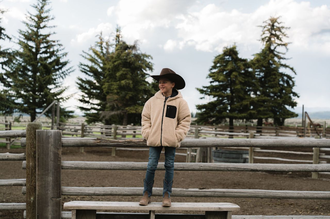 Burlebo Boy's Tan Mountain Fleece Hoodie Jacket Y-MFHJ-TAN