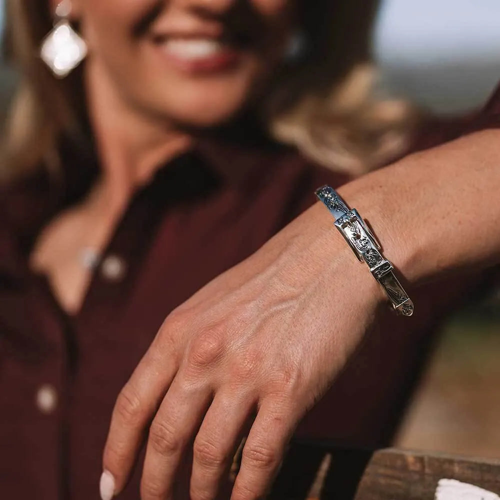 Montana Silversmiths Women's True West Buckle Bracelet BC6606