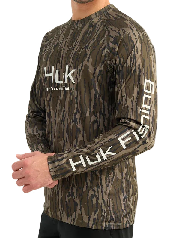 Huk Men's Oak Bottomland Mossy Oak Pursuit Performance Crew H1200610-922