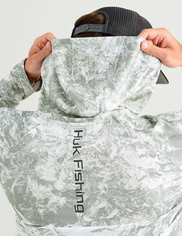 Huk Men's Mossy Oak Seagrass Pursuit Performance Hoodie H1200611-383